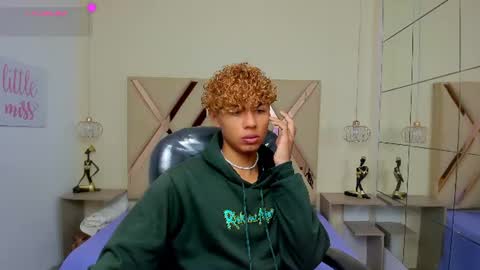 anyelotwink online show from July 16, 2026, 4:07 am