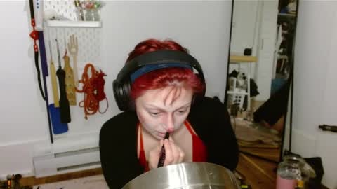 Lila online show from March 12, 2026, 12:06 am