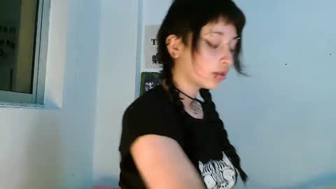 Snapshot of aoi_dandelion chatting on January 6, 2025, 12:16 am aoi_dandelion online show from January 6, 2025, 12:16 am