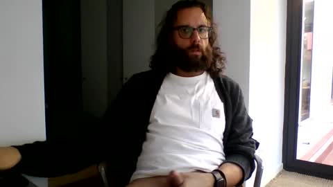 apc_3 online show from December 3, 2025, 3:21 pm