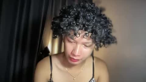 Snapshot of aphr0dite_x chatting on March 17, 2026, 12:08 pm Roman Goddess online show from March 17, 2026, 12:08 pm