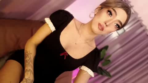 Snapshot of aphrodite_may chatting on May 12, 2026, 7:55 pm kathryn online show from May 12, 2026, 7:55 pm