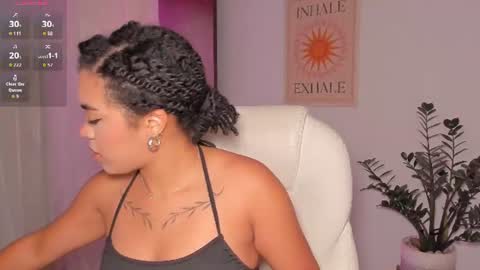Snapshot of aphrodite_sweet chatting on July 13, 2026, 7:49 pm Karla online show from July 13, 2026, 7:49 pm