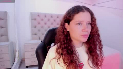 aphrodite online show from October 29, 2025, 8:43 pm