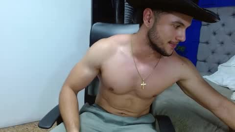 Snapshot of apolo_klein1 chatting on February 28, 2025, 5:59 am Apolo online show from February 28, 2025, 5:59 am