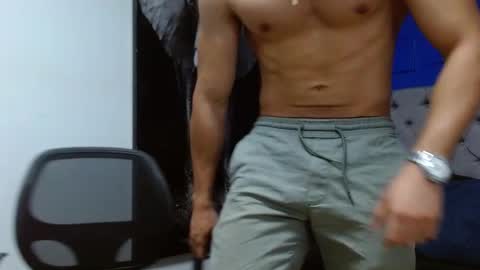 Snapshot of apolo_klein1 chatting on March 7, 2025, 6:46 am Apolo online show from March 7, 2025, 6:46 am