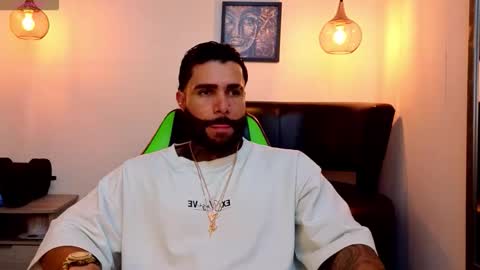 Snapshot of apolo_ryder chatting on May 23, 2026, 12:27 am APOLO online show from May 23, 2026, 12:27 am