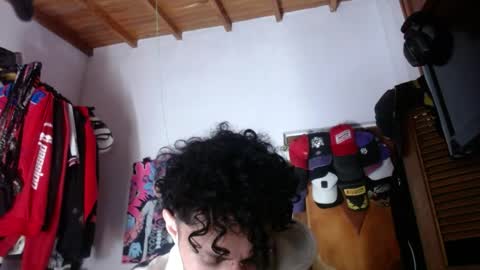 Andres online show from June 10, 2026, 5:39 am