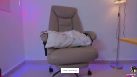 Snapshot of apoteosis_ chatting on February 13, 2026, 10:22 am Apo online show from February 13, 2026, 10:22 am