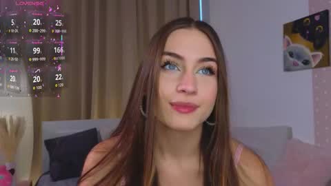 Vicki online show from November 22, 2025, 9:19 am