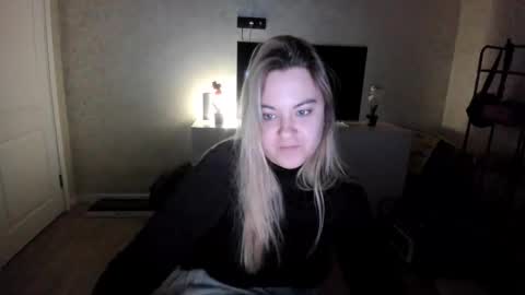 Snapshot of appleyummybuns chatting on November 11, 2025, 4:12 am appleyummybuns online show from November 11, 2025, 4:12 am