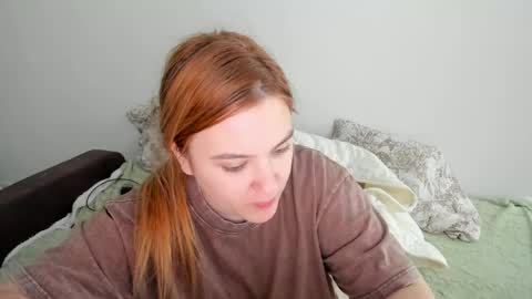 Snapshot of appleyummybuns chatting on June 5, 2026, 11:38 am appleyummybuns online show from June 5, 2026, 11:38 am