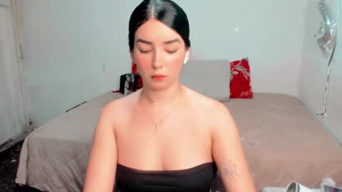 Snapshot of aprettyface1 chatting on May 22, 2026, 1:24 am aprettyface1 online show from May 22, 2026, 1:24 am