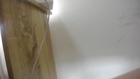 Snapshot of aprhillove chatting on December 13, 2024, 2:05 pm Aprhillove online show from December 13, 2024, 2:05 pm