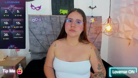 April SC online show from October 16, 2025, 8:32 pm