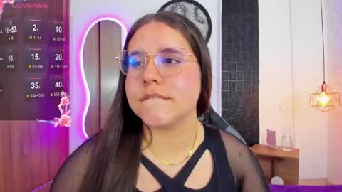 April SC online show from November 19, 2025, 8:31 pm