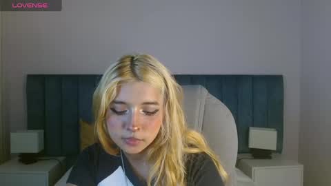 April Bunny online show from January 24, 2025, 8:11 pm