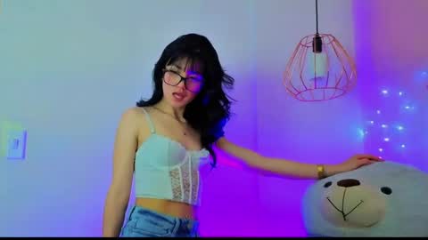 Snapshot of april_bennett chatting on April 28, 2026, 12:10 pm online show from April 28, 2026, 12:10 pm