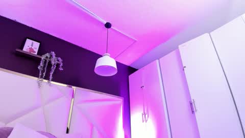 April online show from March 21, 2026, 11:37 am