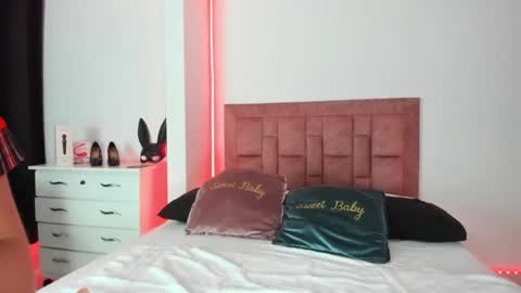 april collinsxx online show from June 8, 2026, 10:43 pm