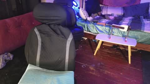 April Strife online show from December 14, 2024, 11:23 pm