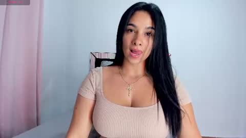 Snapshot of apriladamson_ chatting on June 27, 2026, 3:00 am April online show from June 27, 2026, 3:00 am