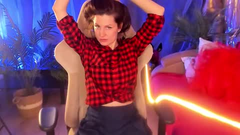 aprill_o_nill online show from March 24, 2026, 4:56 pm