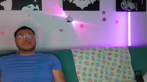 Snapshot of aprilmidnight chatting on July 27, 2026, 1:18 pm OfAprilmidnight online show from July 27, 2026, 1:18 pm
