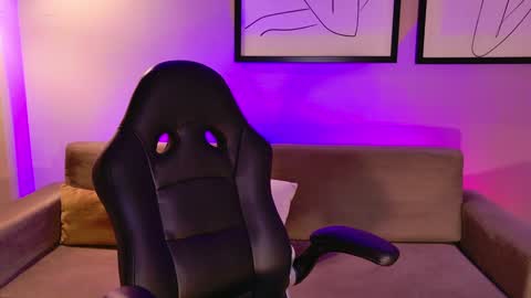  April Rhodes  online show from February 1, 2025, 6:54 am