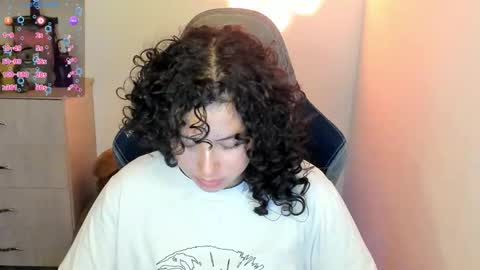 aqua emilly online show from September 13, 2025, 9:47 pm