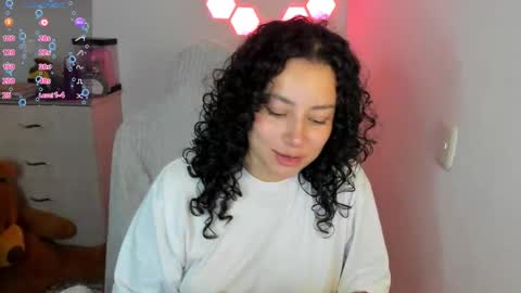 Snapshot of aqua_emilly chatting on February 12, 2026, 11:22 pm aqua emilly online show from February 12, 2026, 11:22 pm