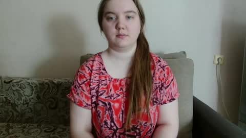 Josefin online show from June 5, 2026, 1:12 am