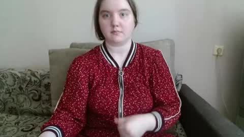 Josefin online show from June 10, 2026, 6:56 am
