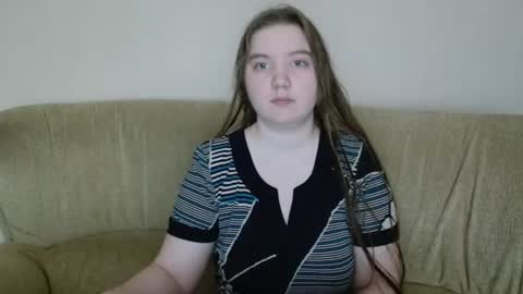 Josefin online show from June 13, 2026, 2:53 am
