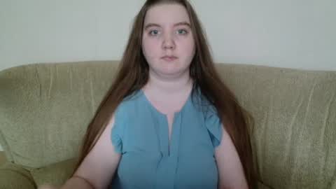 Josefin online show from June 25, 2026, 6:07 am