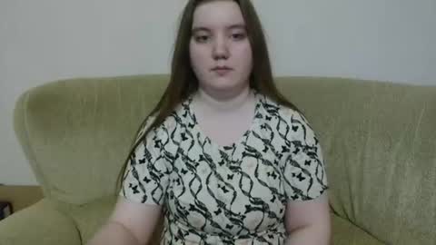 Josefin online show from July 3, 2026, 9:37 am