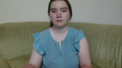 Josefin online show from July 7, 2026, 8:18 am