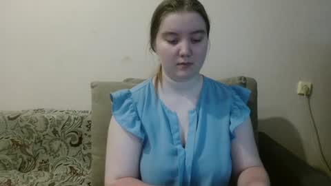 Josefin online show from July 17, 2026, 5:58 am