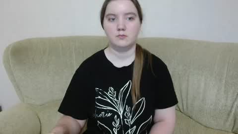Josefin online show from July 20, 2026, 10:39 am