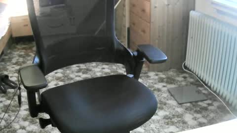 aquaporn2000 online show from June 19, 2026, 7:01 am