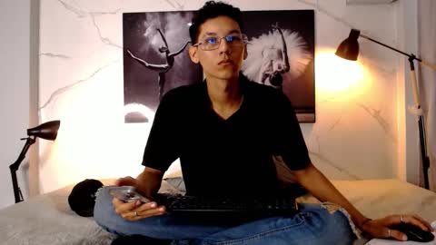 aquarius_xxx online show from October 16, 2025, 11:55 am