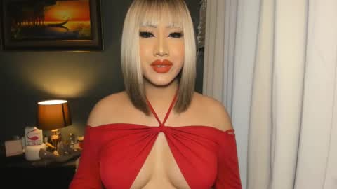 Snapshot of aqueenofcumxx chatting on December 1, 2024, 7:58 pm Alicia online show from December 1, 2024, 7:58 pm