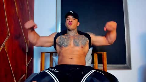 AquilesElpapi online show from November 1, 2025, 2:24 am