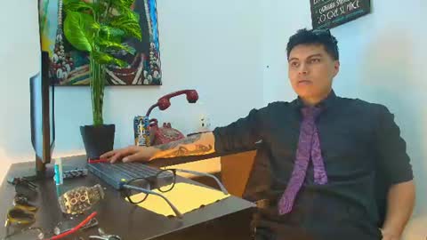 aquilestaylor online show from July 6, 2026, 3:03 pm