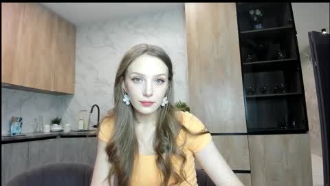 Lina online show from January 16, 2026, 9:46 am