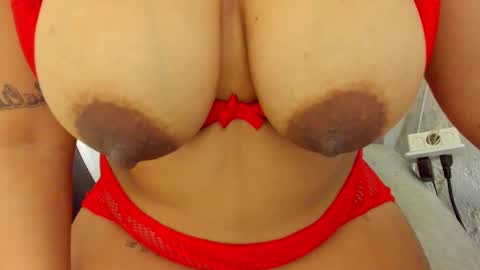 Snapshot of arabela_dream25 chatting on February 14, 2025, 10:25 pm ARABELA online show from February 14, 2025, 10:25 pm