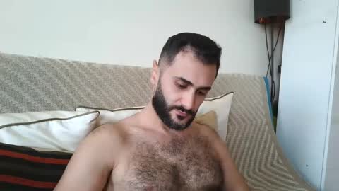 hairycub online show from December 24, 2024, 9:39 am