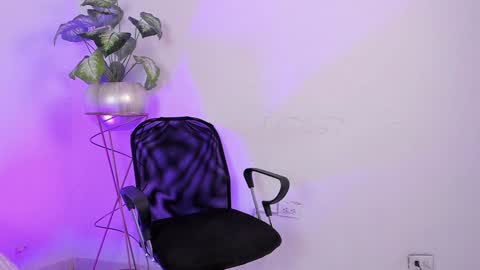   online show from January 18, 2025, 6:03 am