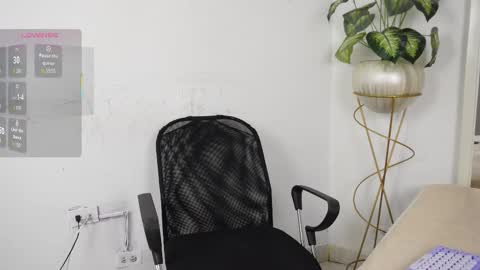   online show from September 20, 2025, 5:08 am