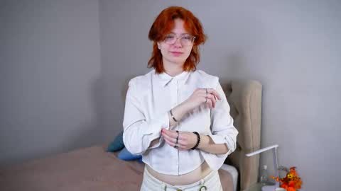 Lilly online show from December 17, 2025, 7:03 am